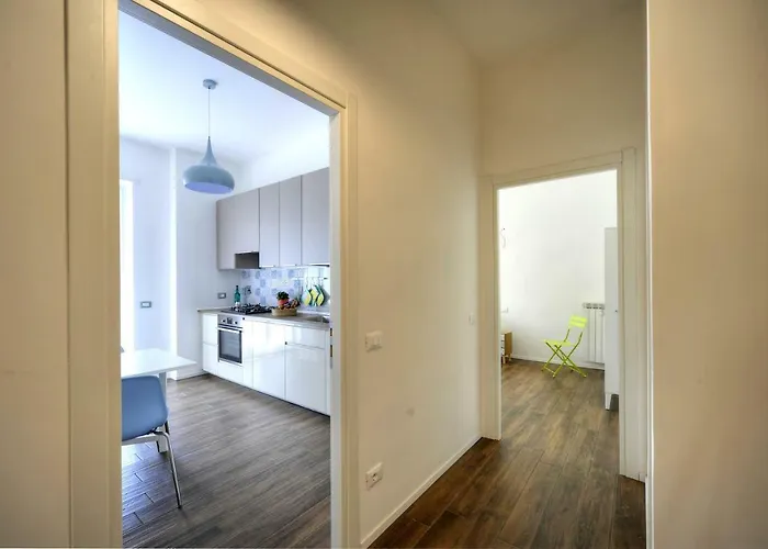 Centralissimo E Luminosissimo A Apartment *